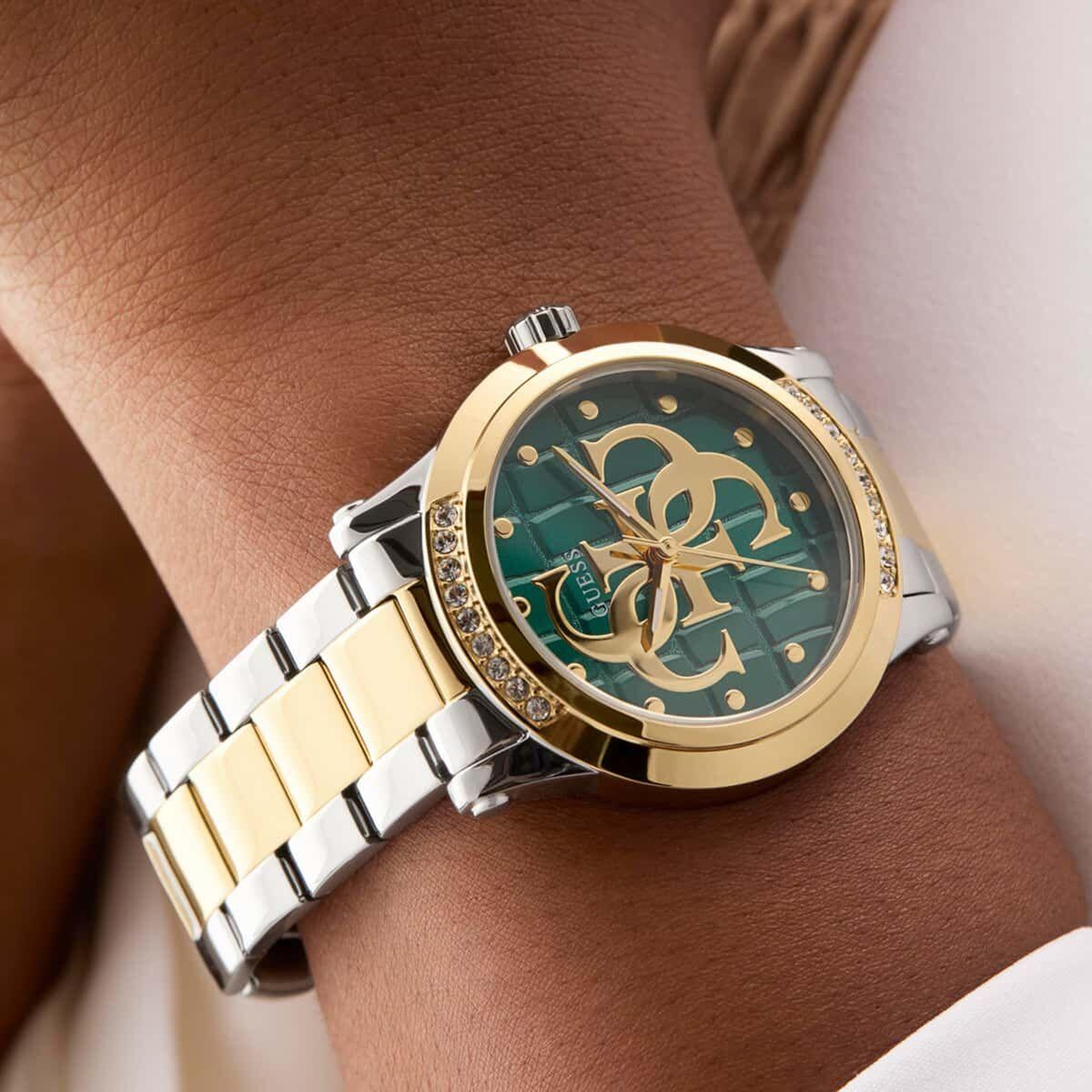 Guess GUGW0861L4 Kadın Kol Saati