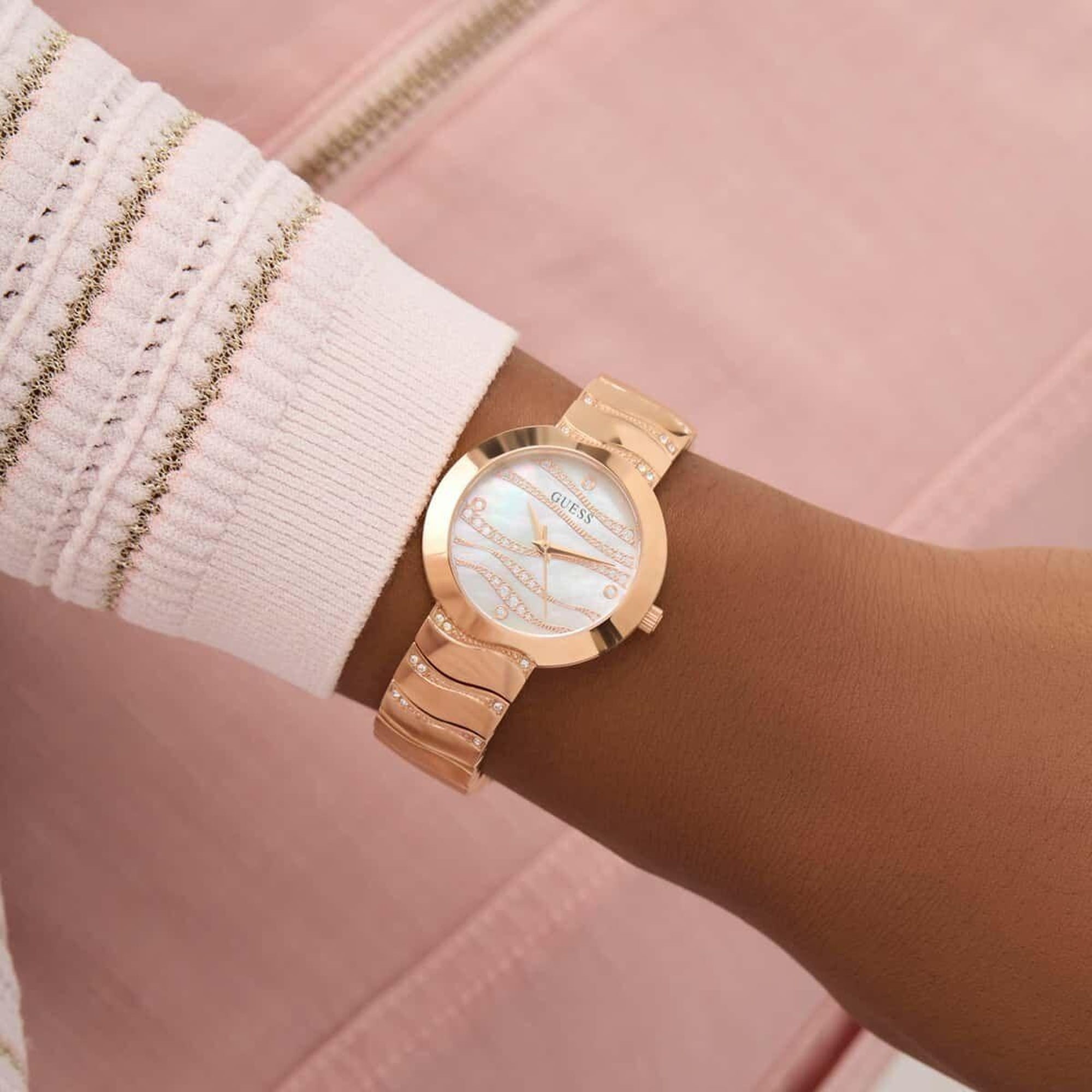 Guess GUGW0871L3 Kadın Kol Saati