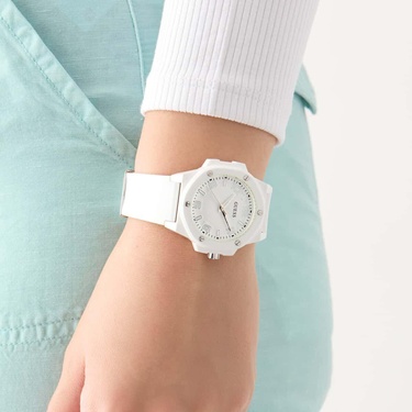  Guess GUGW0880L3 Kadın Kol Saati