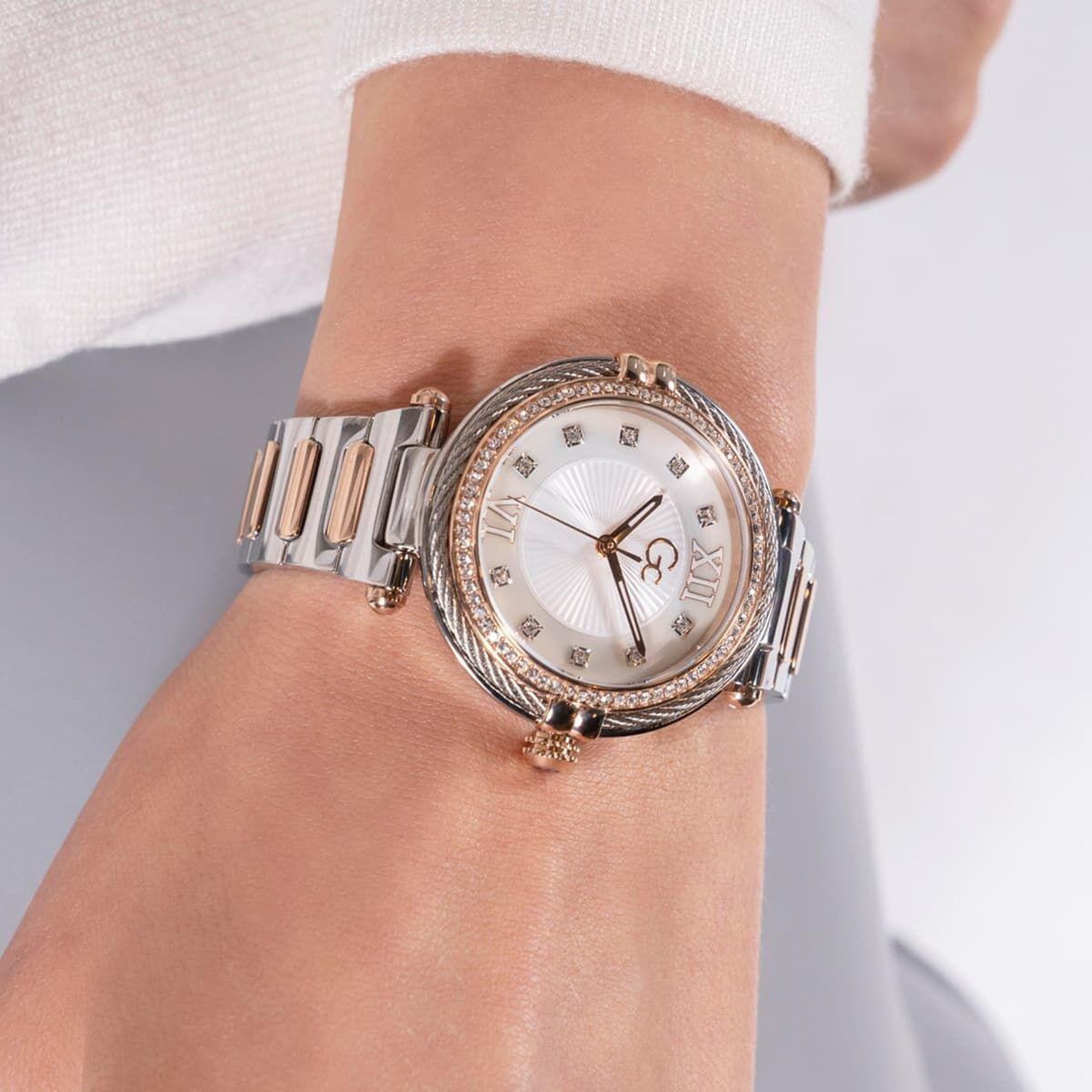 Gc GCZ52001L1MF Kadın Kol Saati