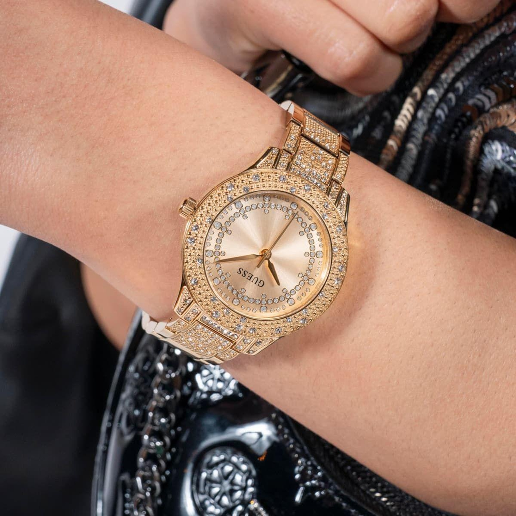 Guess GUGW0746L2 Kadın Kol Saati