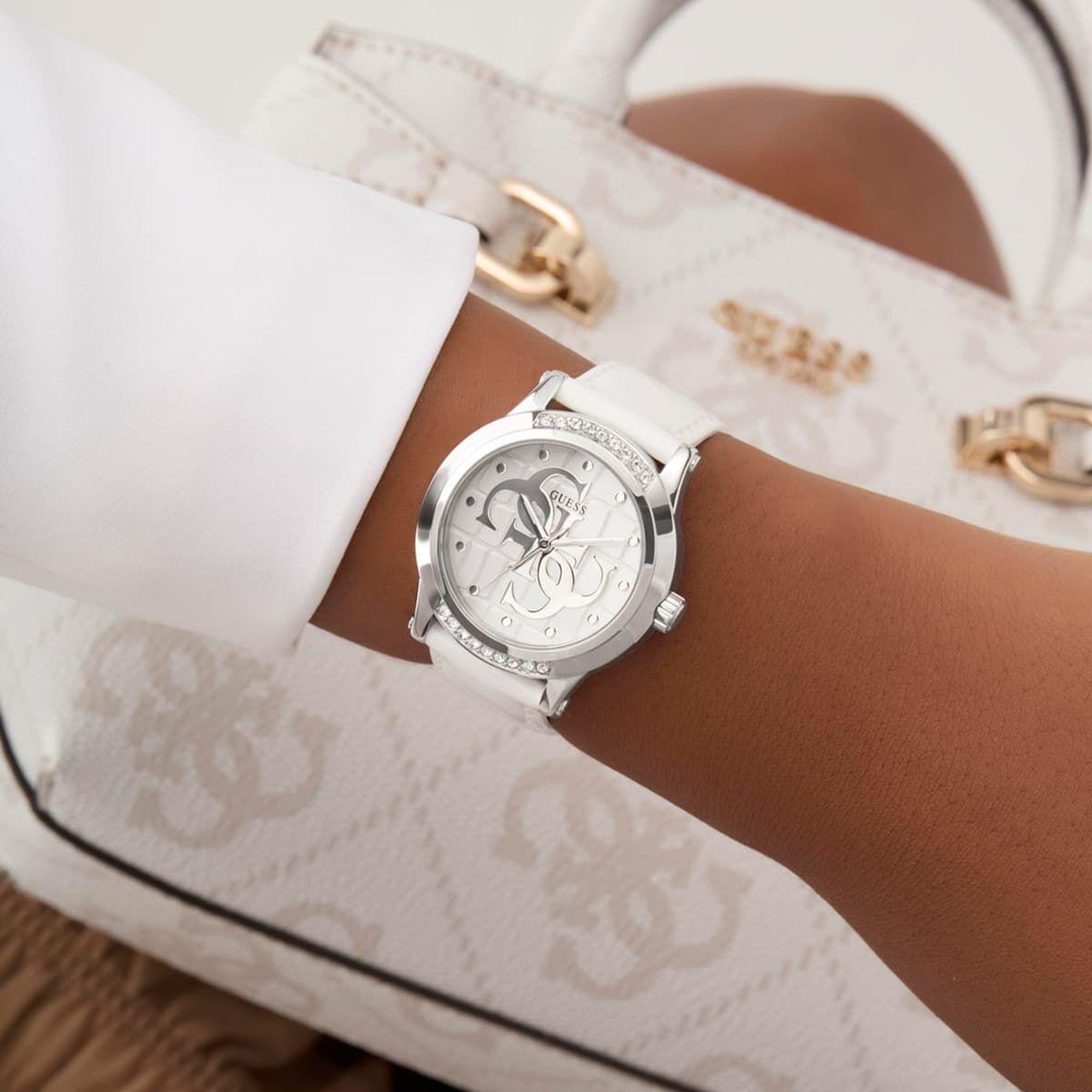 Guess GUGW0860L3 Kadın Kol Saati