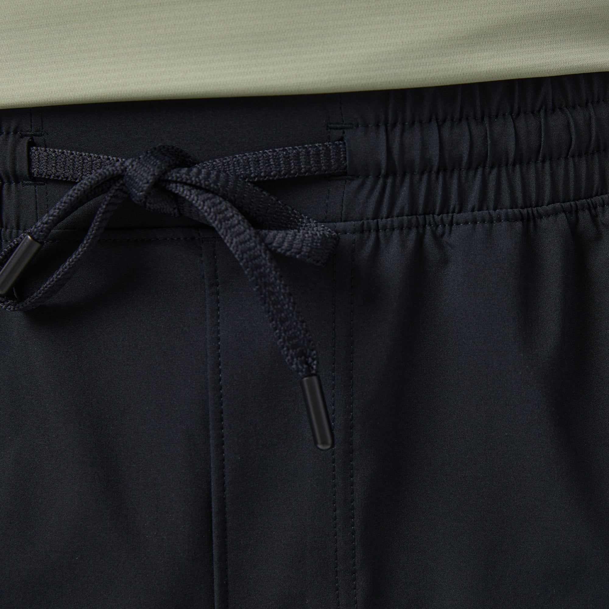 Under Armour Vibe Woven Cargo Erkek Siyah Şort