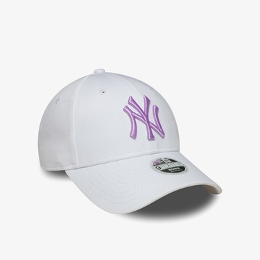 New Era MLB League Essentials New York Yankees  9Forty Kadın Beyaz Şapka