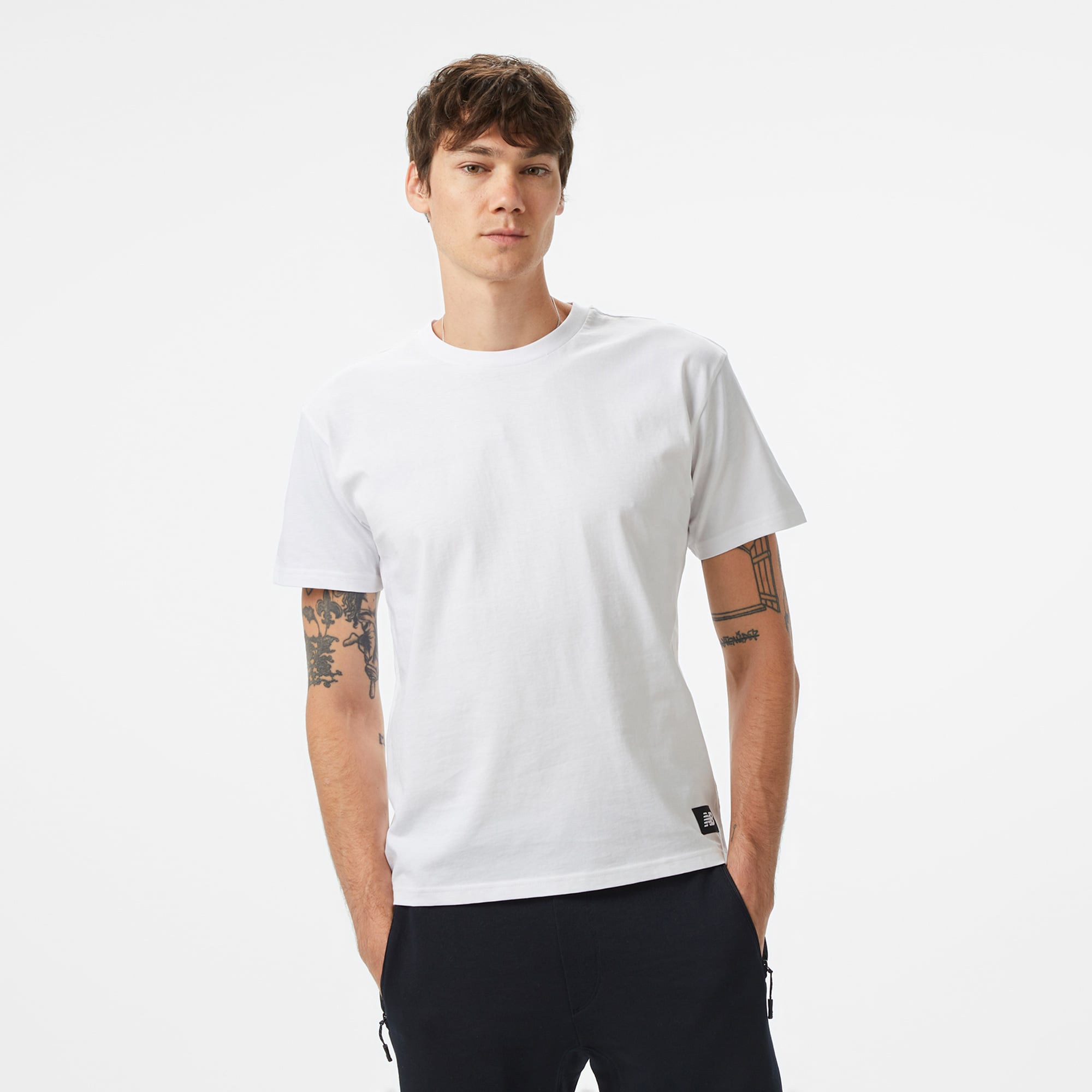  New Balance Lifestyle Erkek Beyaz T-Shirt