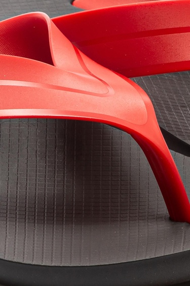  Strıke Erkek Parmak Arası Terlik Siyah- Kırmızı  39/46