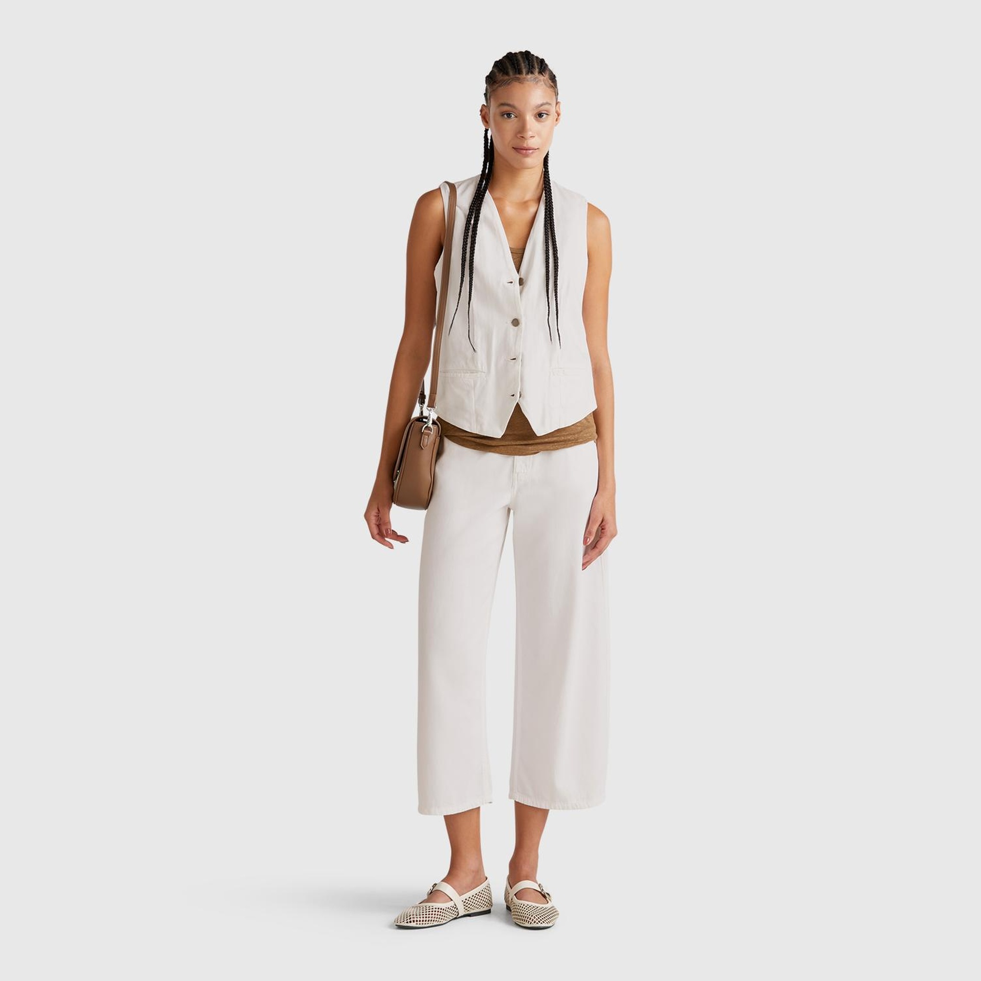 Kadın Beyaz Liyosel Karışımlı V Yaka Yelek