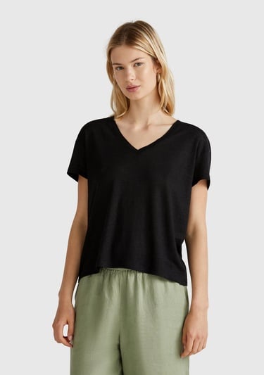  Kadın Siyah %100 Keten Düşük Omuzlu Relax Fit V Yaka T-Shirt