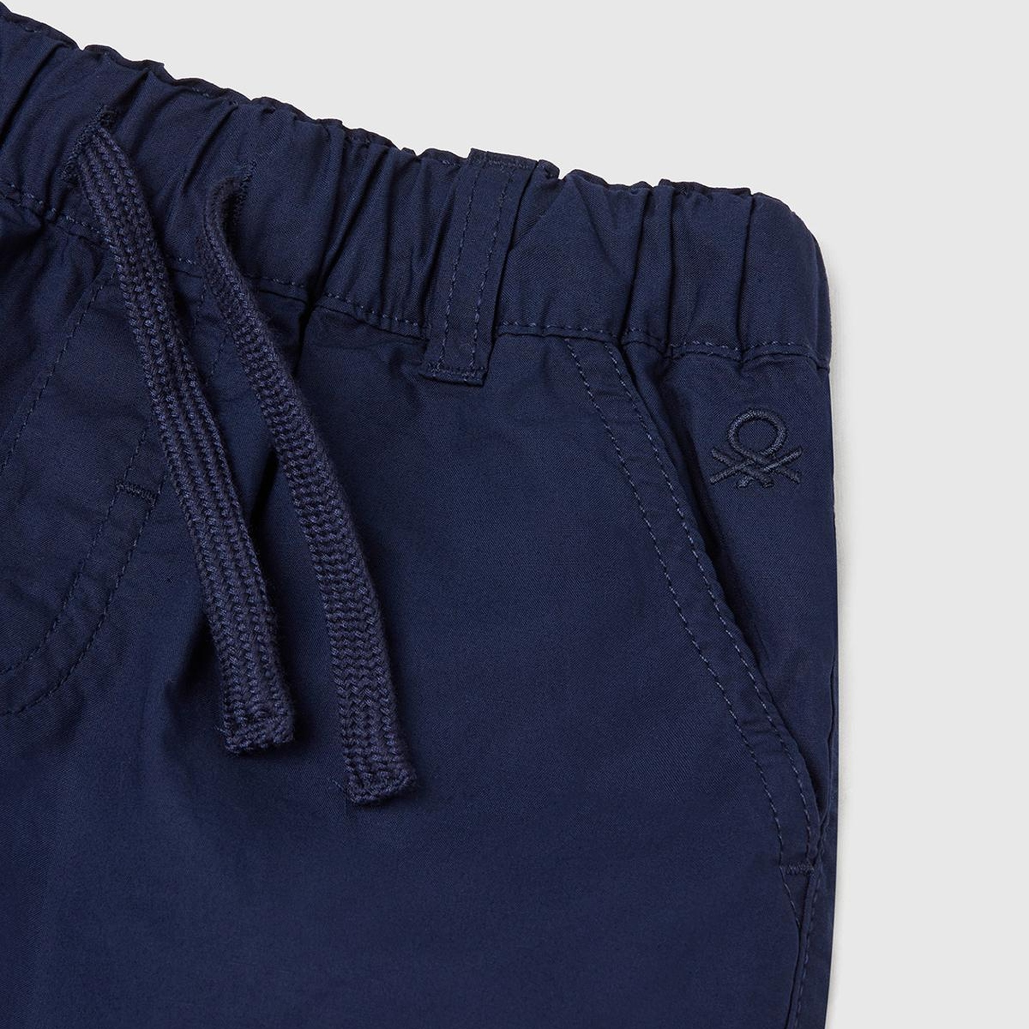 Erkek Çocuk Lacivert Beli Büzgü İpli Bermuda Şort