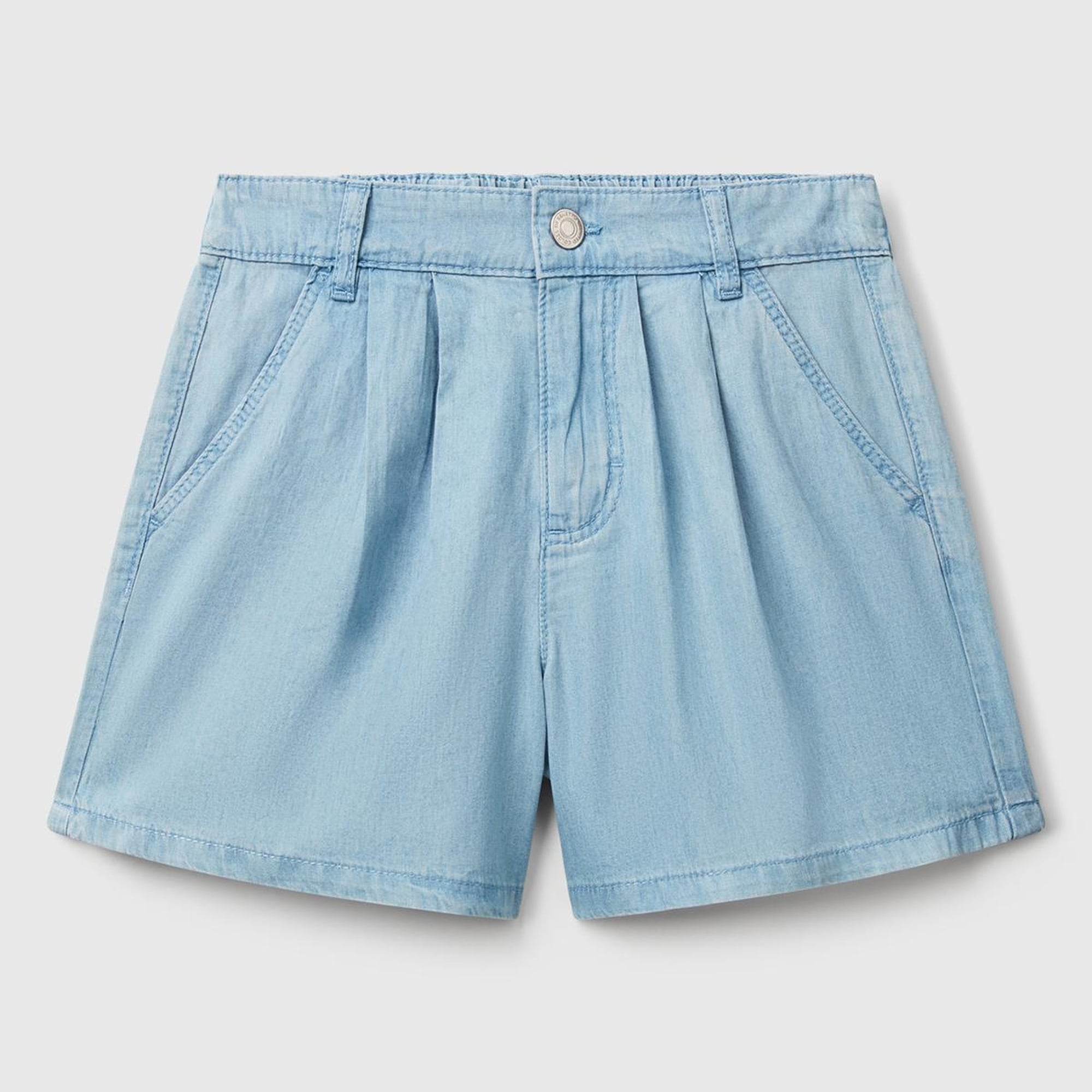 Kız Çocuk Açık Denim Arka Ceplerde Logo İşlemeli Düğmeli Denim Şönil Şort