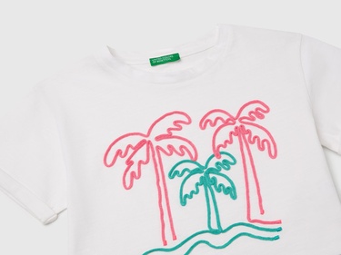  Kız Çocuk Beyaz Nakışlı Bisiklet Yaka Crop T-Shirt