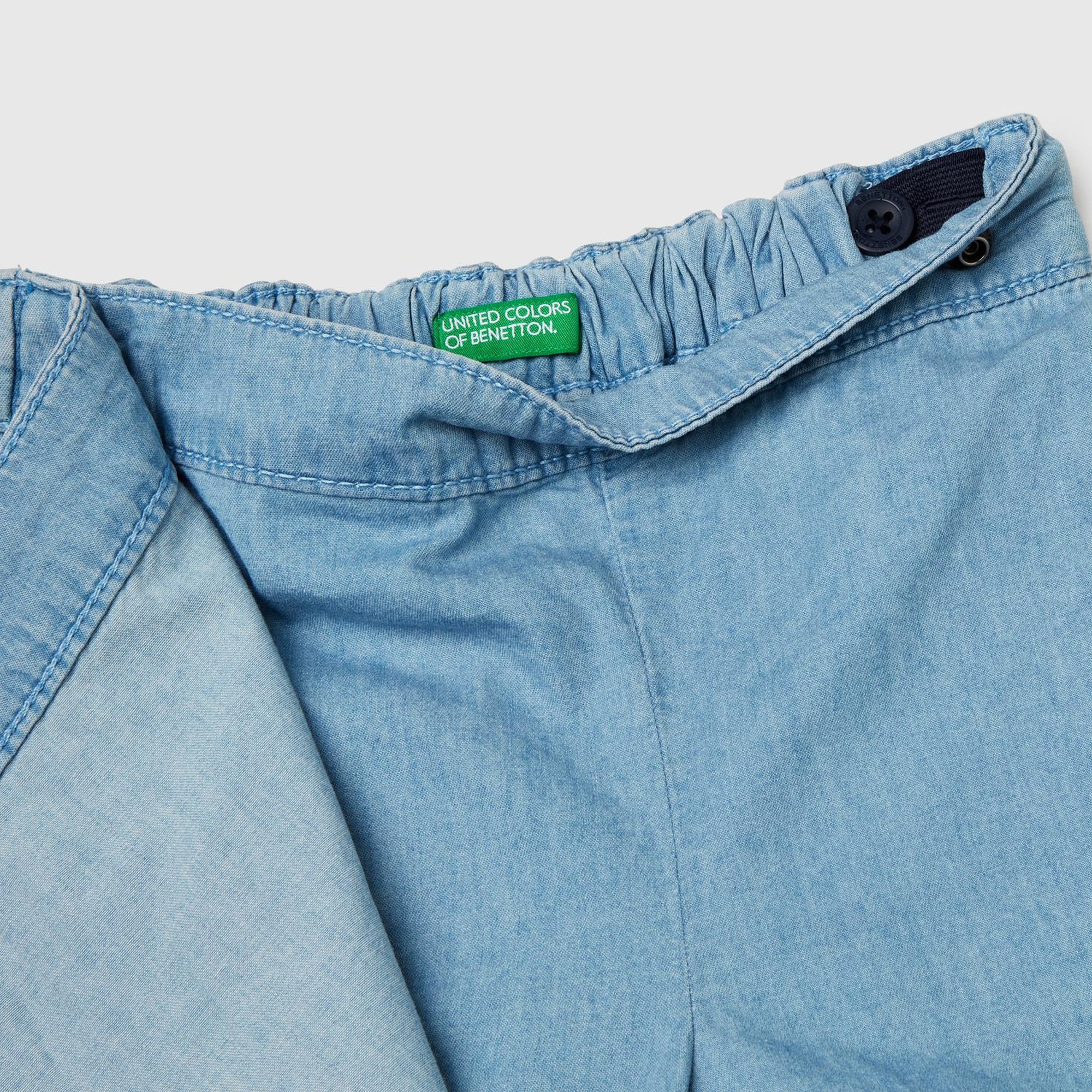 Kız Çocuk Denim Çıtçıt Düğmeli Logo İşlemeli Önü Fırfırlı Şönil Şort Etek