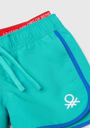  Erkek Çocuk Turkuaz Logo Baskılı Beli Lastik Detaylı Büzgü İpli Deniz Şortu