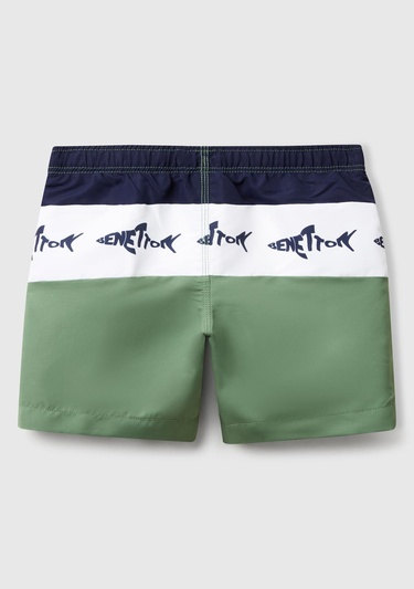  Erkek Çocuk Yeşil Mix Desenli Büzgü İpli Deniz Şortu