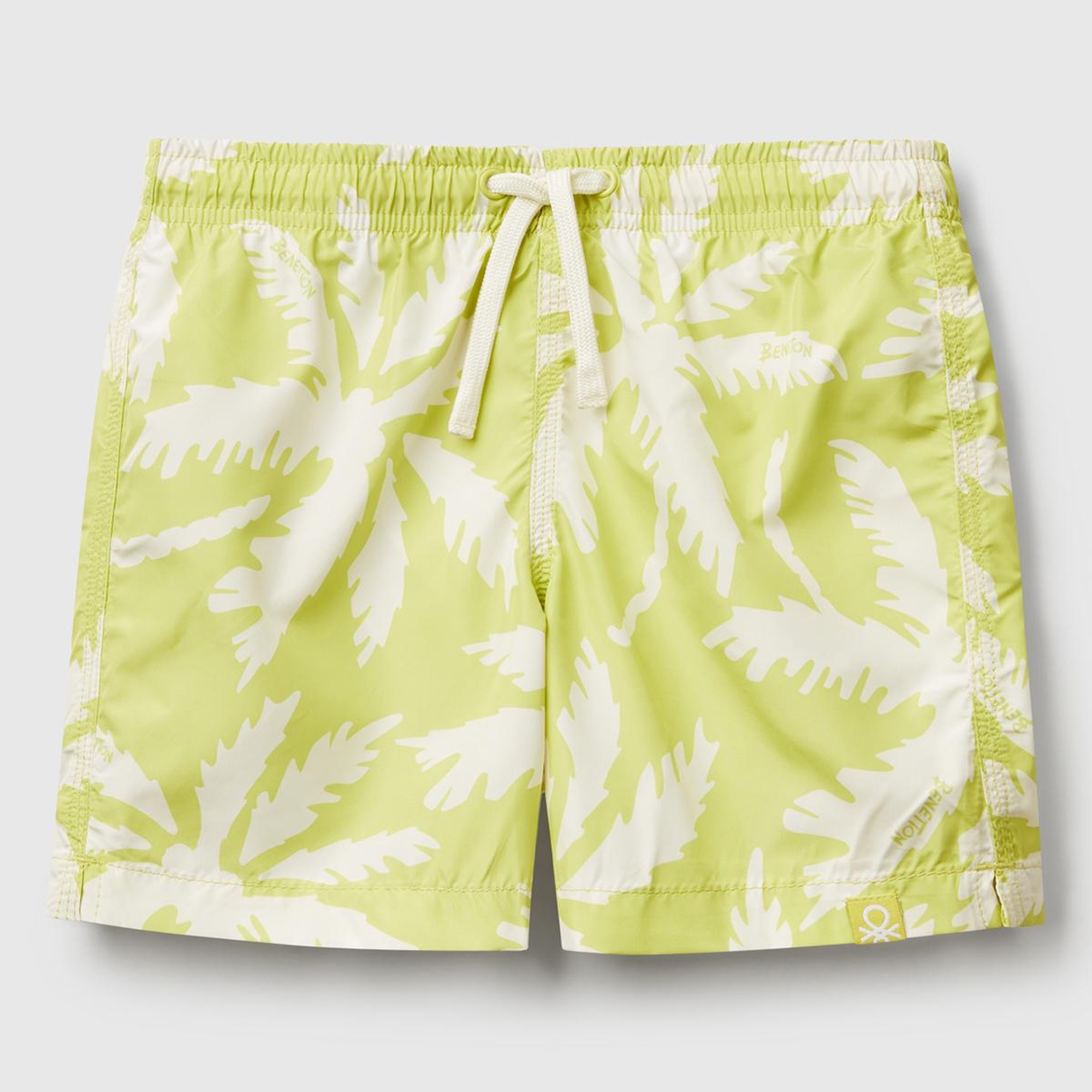 Erkek Çocuk Fıstık Yeşili Tamamı Desenli Arkası Cep Detaylı Büzgü İpli Deniz Şortu