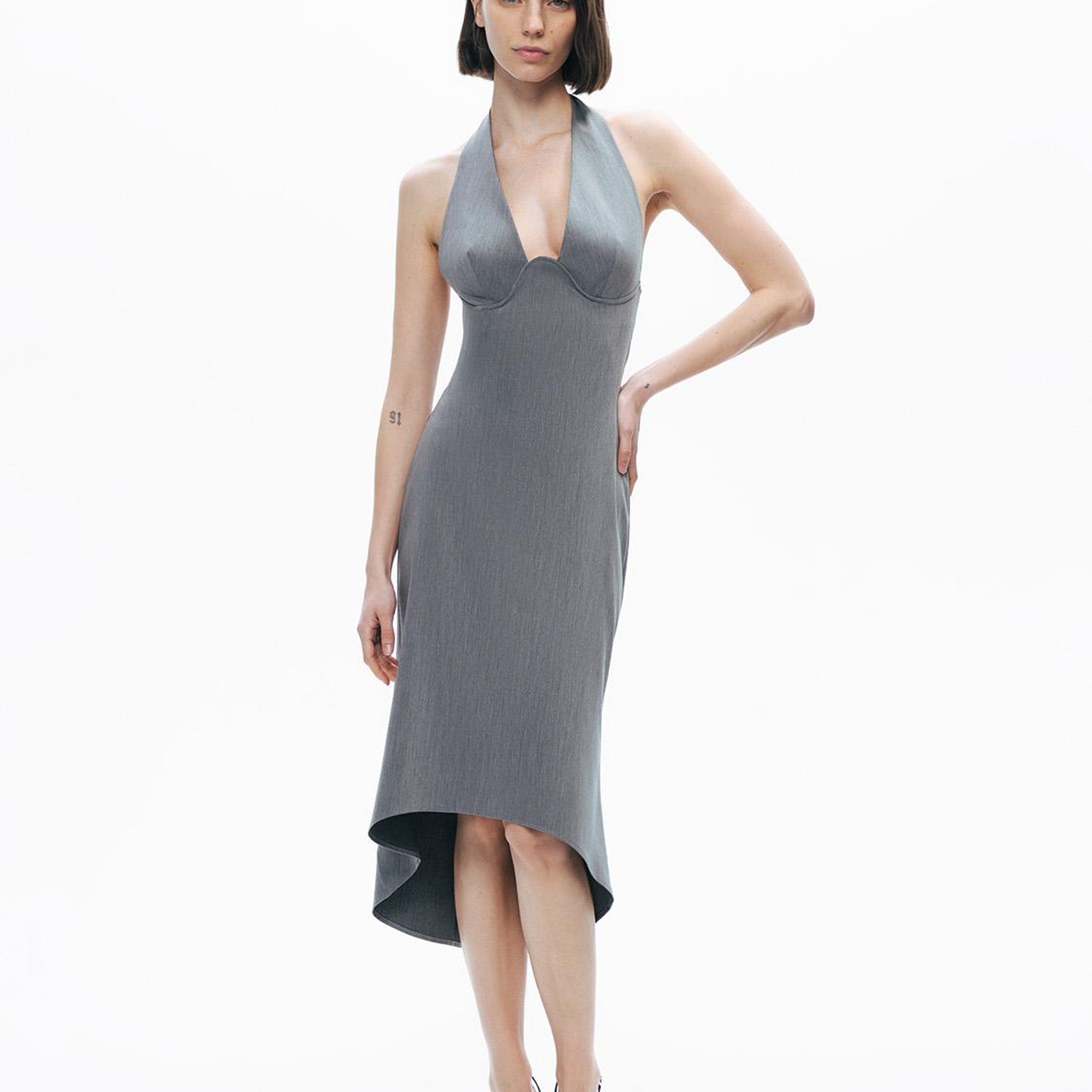 Boyundan Bağlamalı Asimetrik Midi Elbise