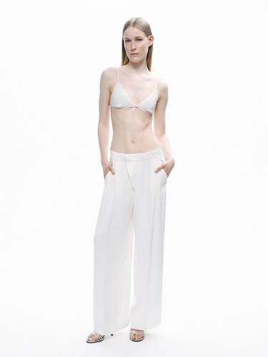  Asimetrik Pat Detaylı Pantolon