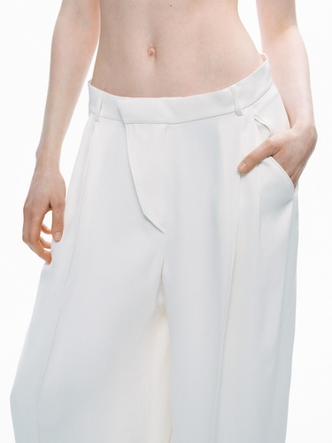  Asimetrik Pat Detaylı Pantolon