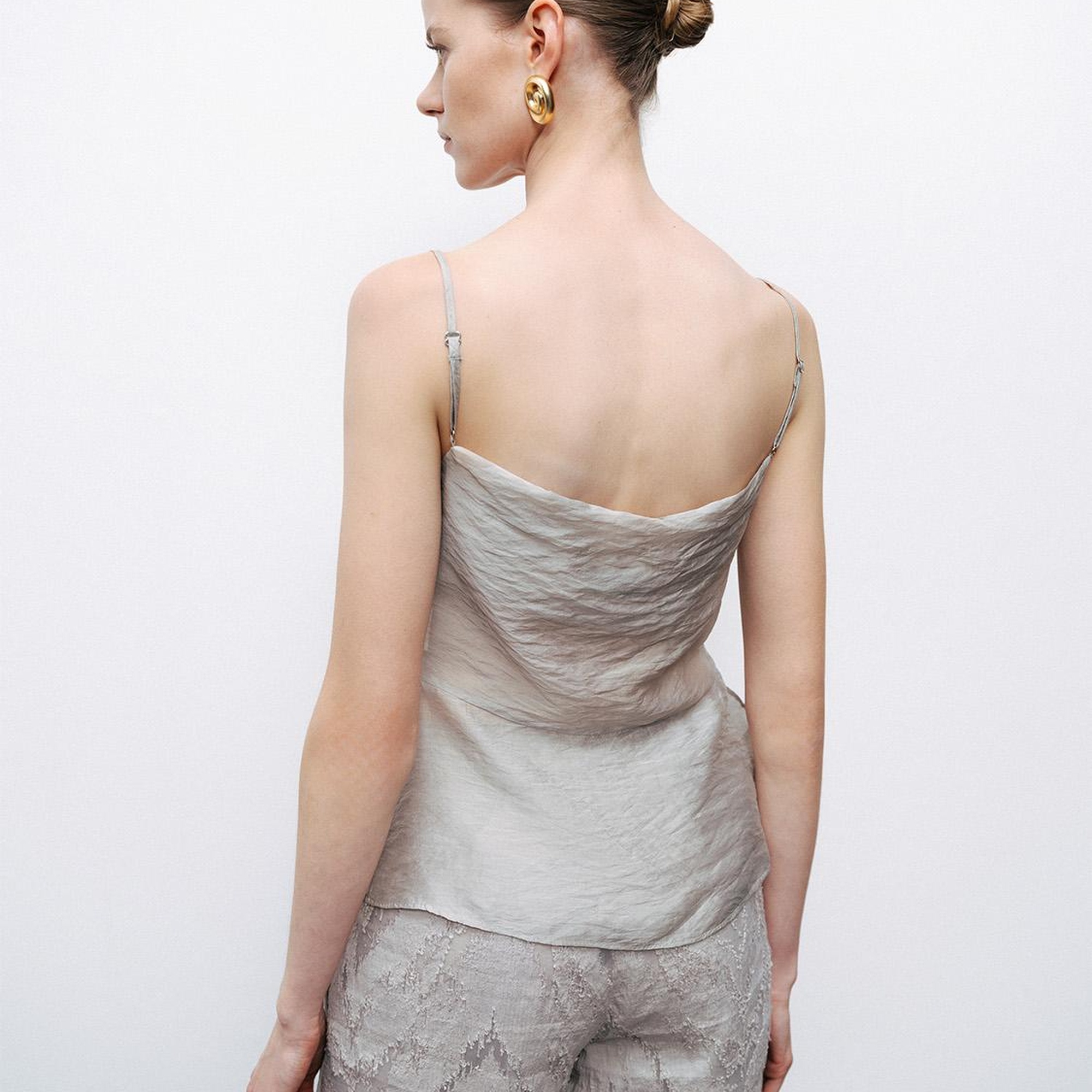 Yırtmaçlı Askılı Bluz