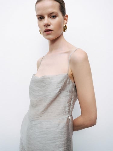  Yırtmaçlı Askılı Bluz