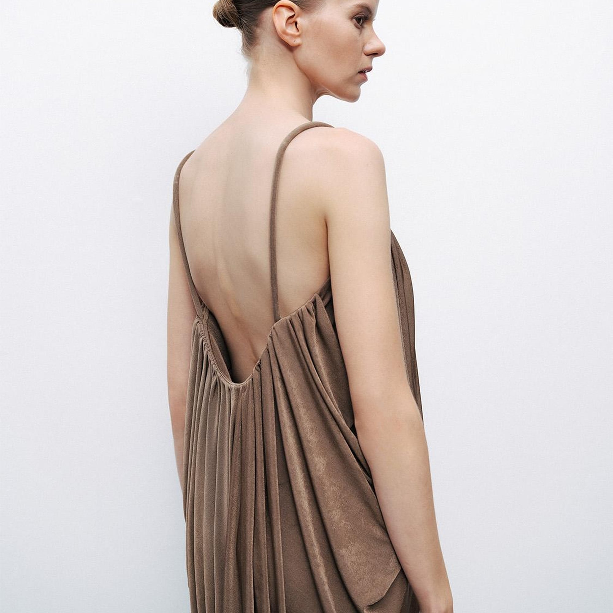 Drape Detaylı Dökümlü Maxi Elbise