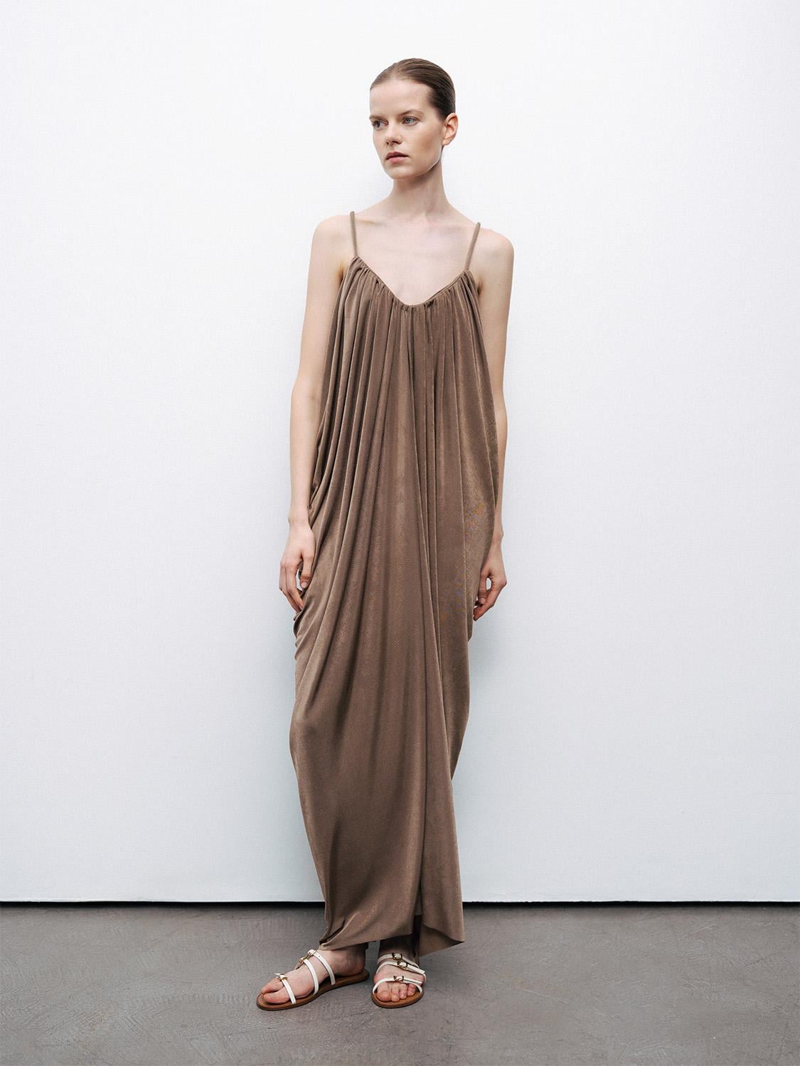  Drape Detaylı Dökümlü Maxi Elbise