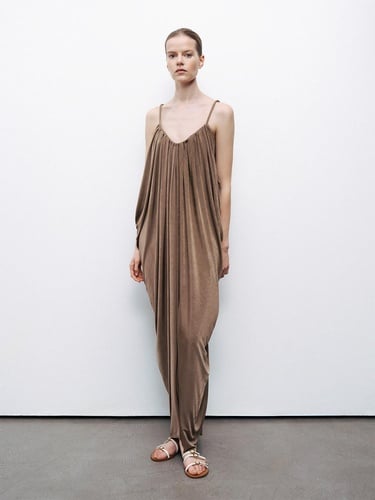  Drape Detaylı Dökümlü Maxi Elbise