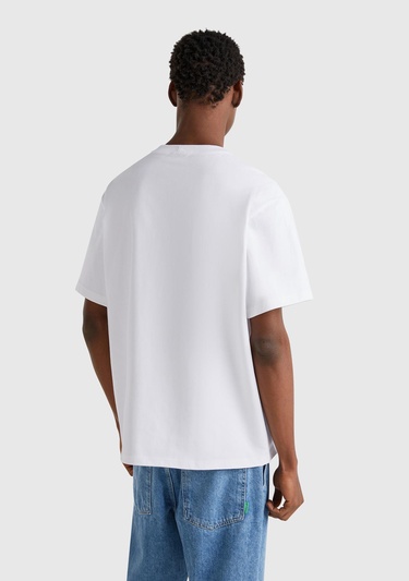  Erkek Beyaz %100 Pamuk Önü Logo İşlemeli Oversize T-Shirt