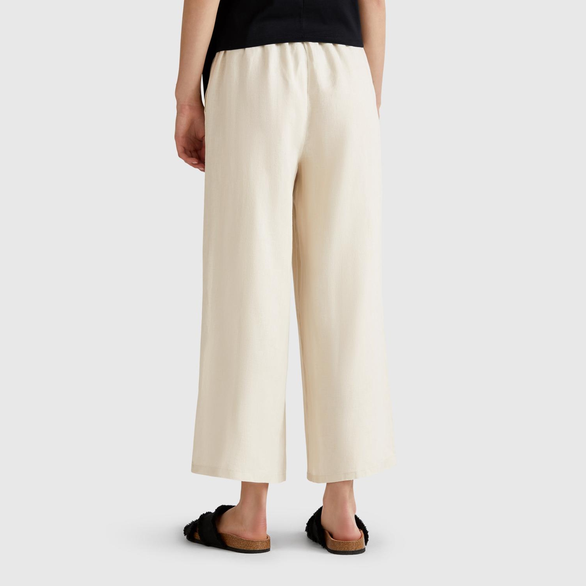 Kadın Taş Rengi %100 Keten Beli Lastikli Bol Kısa Paça Pantolon