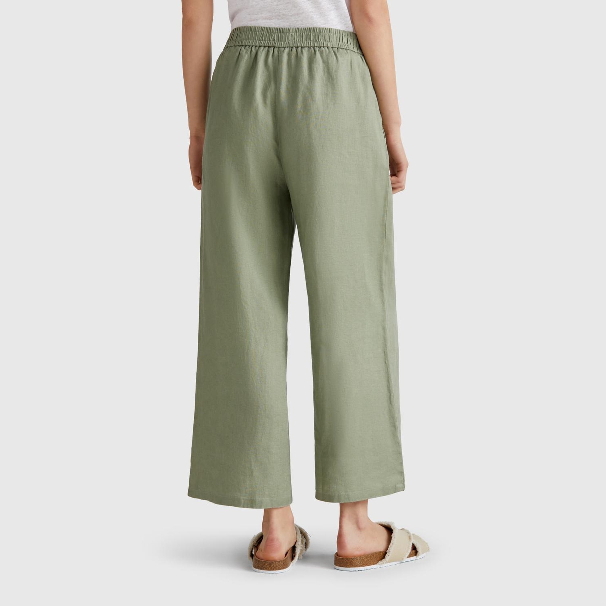 Kadın Adaçayı yeşili %100 Keten Beli Lastikli Bol Kısa Paça Pantolon