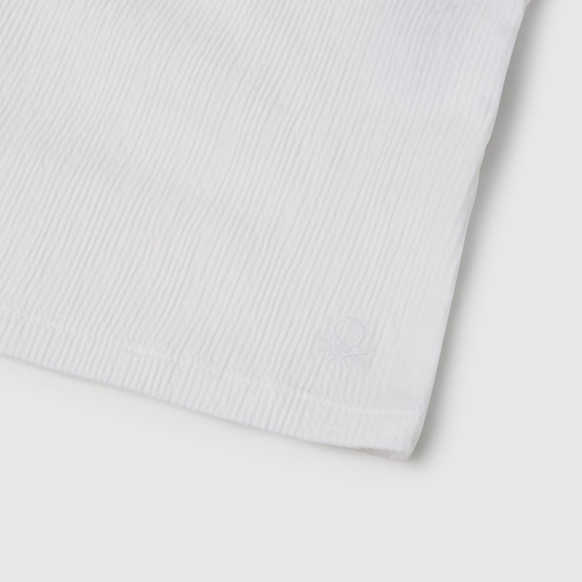 Kız Çocuk Beyaz Sırtı Halka Detaylı Logolu Çapraz Askılı Yuvarlak Yaka Atlet