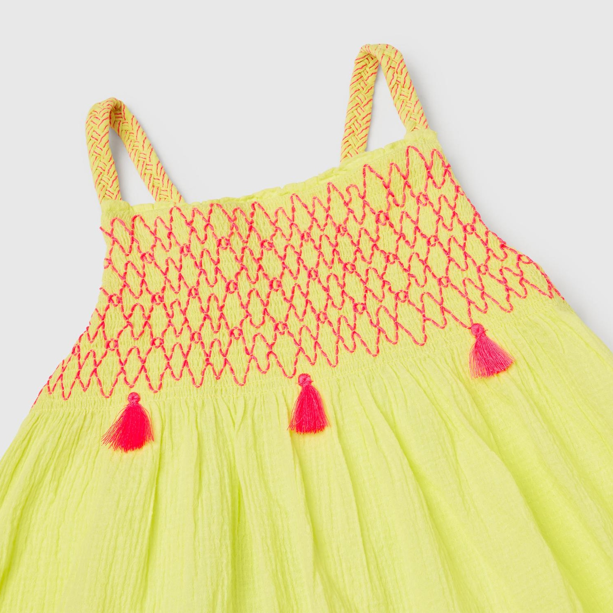 Kız Çocuk Sarı Kontrast Renk Önü Püsküllü Pileli İp Örgülü Askılı Elbise