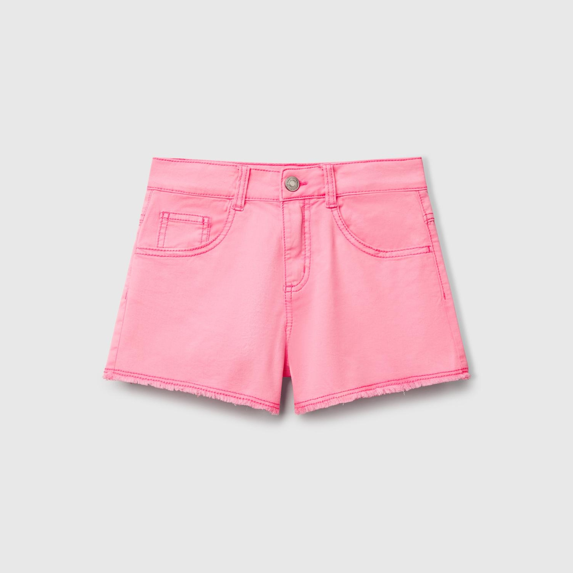 Kız Çocuk Pembe Arka Cebi Logo İşlemeli Düğmeli 5 Cepli Streç Şort