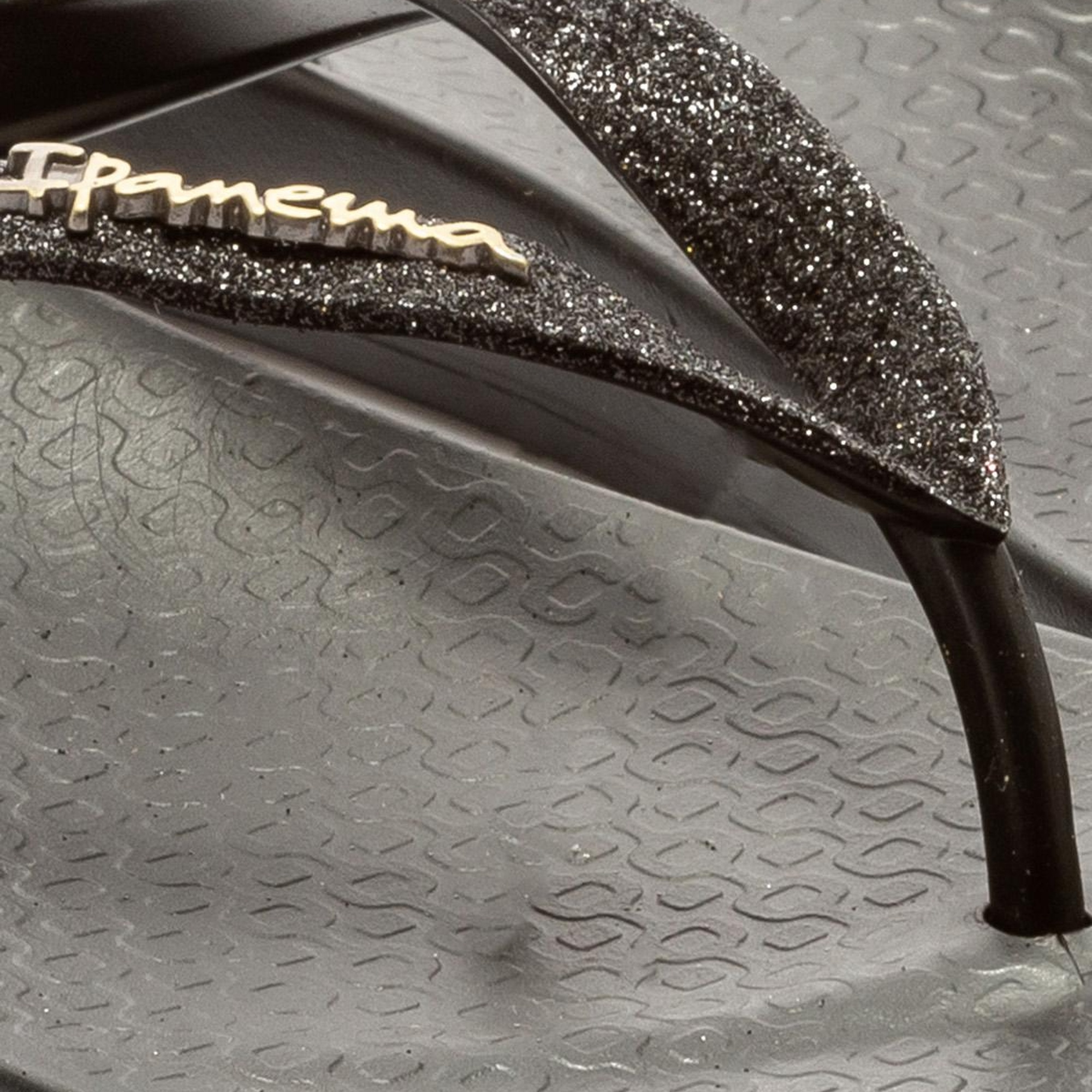 Anatomik Lolita Fem Kadın Parmak Arası Terlik Parlak,Siyah 35/42