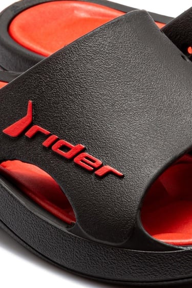  Bay Erkek Terlik Siyah-Kırmızı 39/46