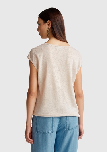  Kadın Taş Rengi %100 Keten Yanları Yırtmaçlı Relax Fit Yuvarlak Yaka T-Shirt