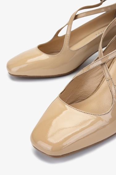  Valmenti Kadın Hakiki Deri Bej Topuklu Ayakkabı