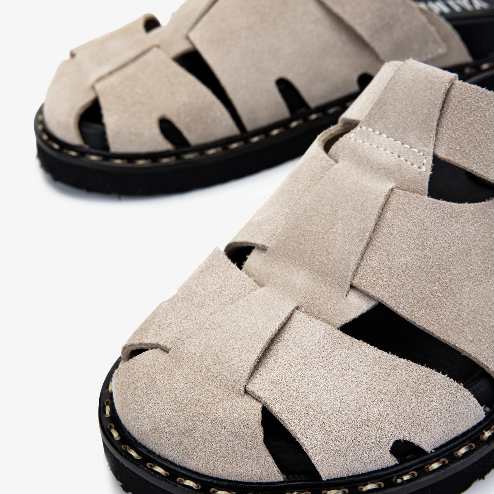 Valmenti Kadın Hakiki Deri Bej Süet Düz Terlik