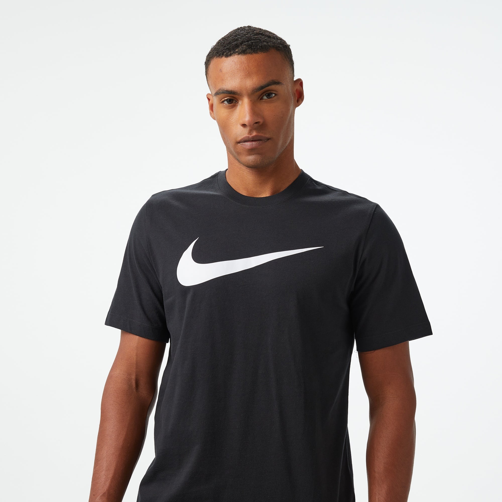 Nike Sportswear Icon Swoosh Erkek Siyah T-Shirt