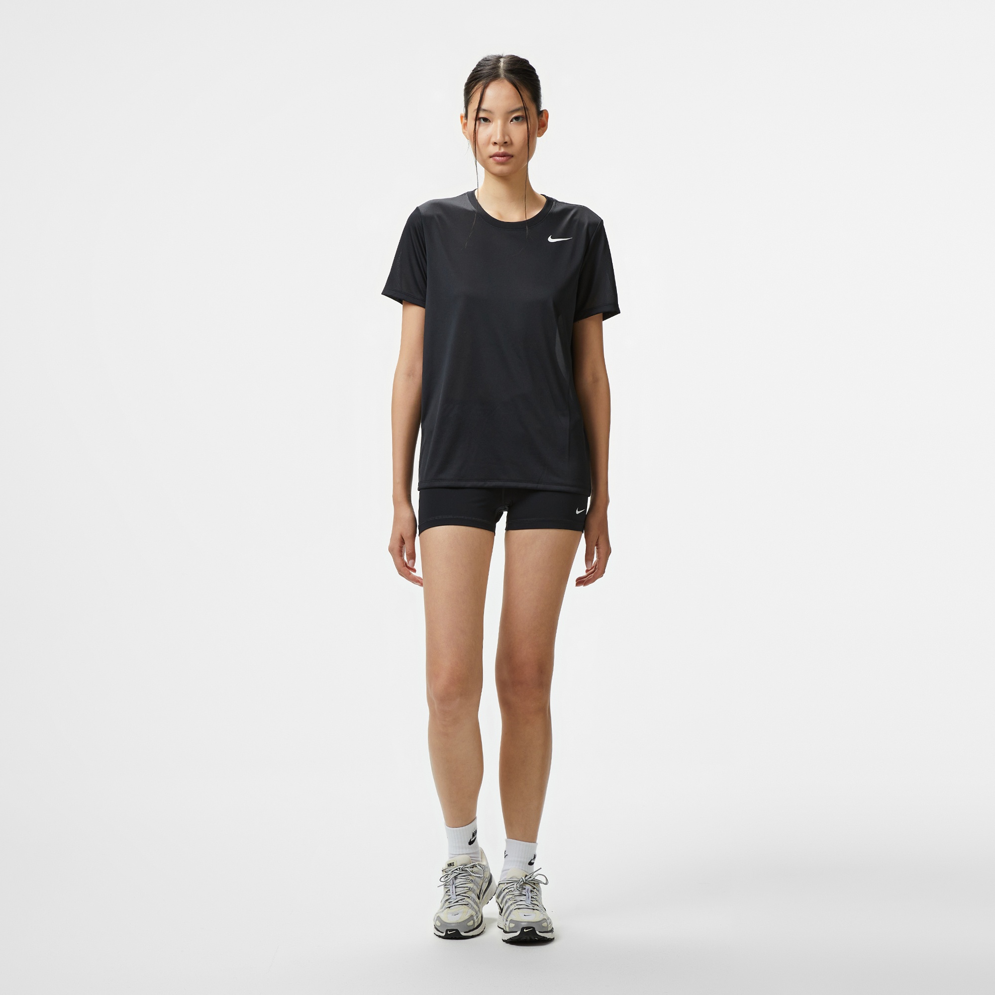 Nike Pro 365 8 cm Kadın Siyah Şort