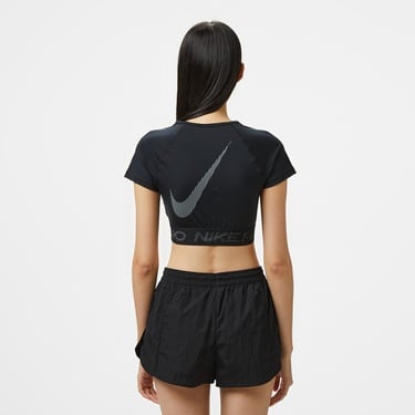  Nike Pro Dri-Fit Kadın Siyah T-Shirt