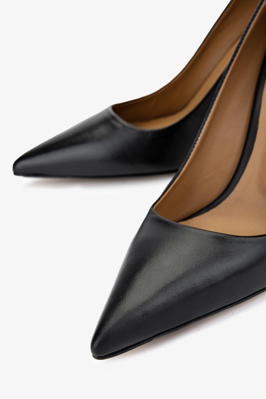  Valmenti Kadın . Siyah Topuklu Ayakkabı