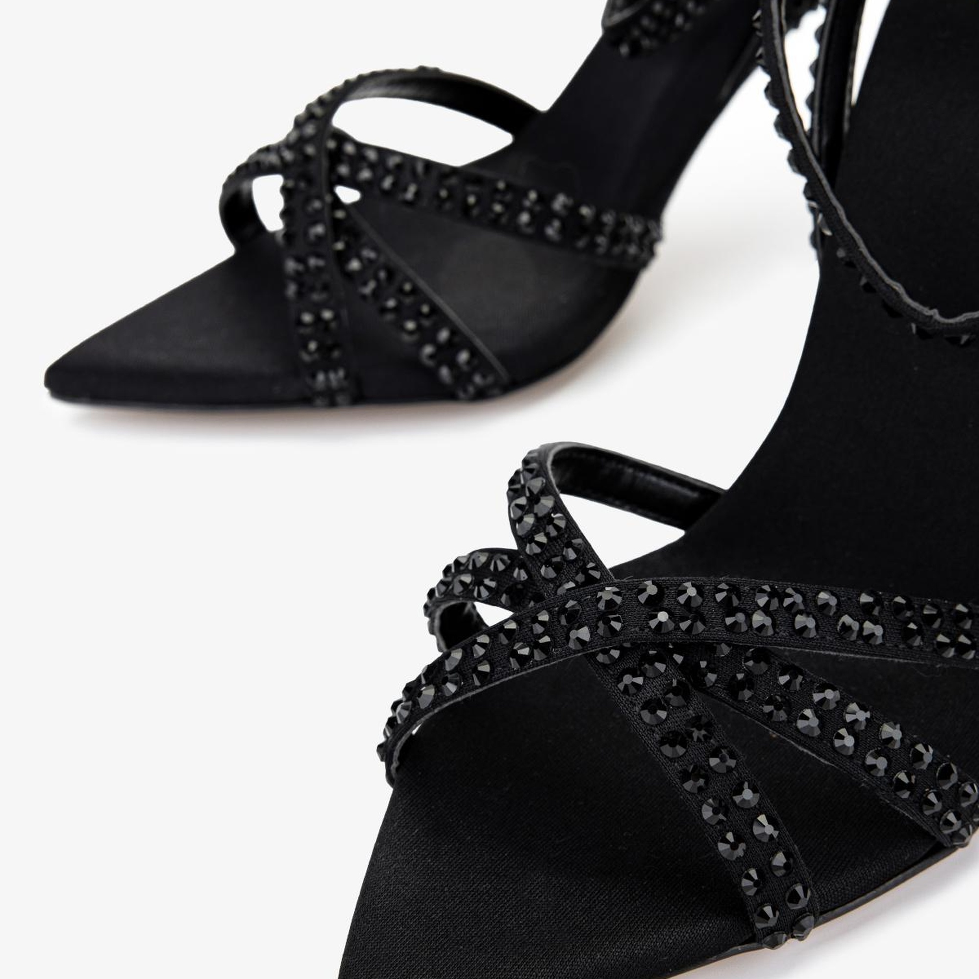 Valmenti Kadın Siyah Topuklu Ayakkabı