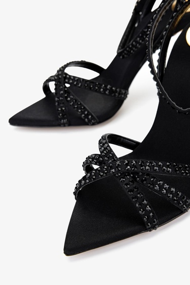  Valmenti Kadın Siyah Topuklu Ayakkabı