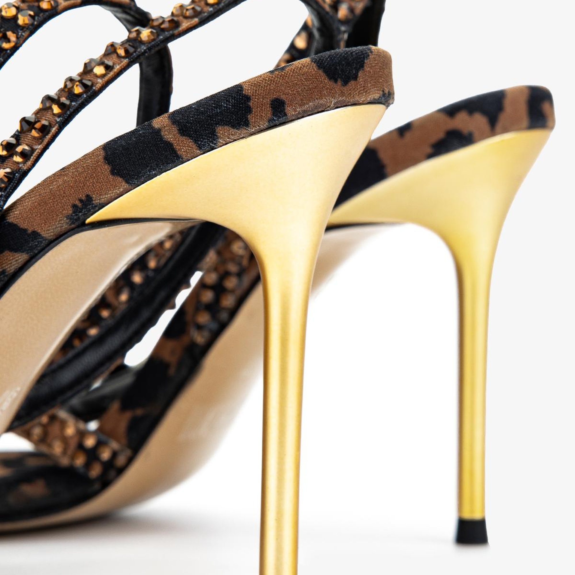 Valmenti Kadın Leopar Topuklu Ayakkabı