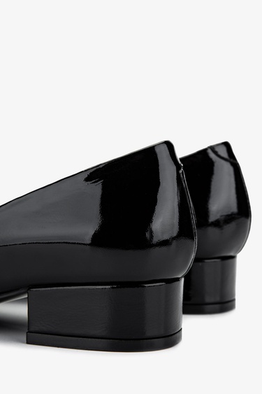  Valmenti Kadın Hakiki Deri Siyah Topuklu Ayakkabı