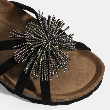  Kadın Siyah Taş Detaylı Süet Terlik