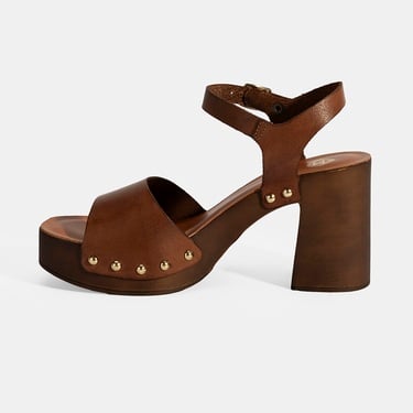  Kadın Kahve Ayarlanabilir Tokalı Deri Topuklu Sandalet