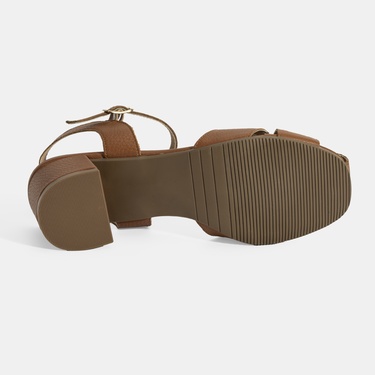  Kadın Taba Ayarlanabilir Tokalı Deri Topuklu Sandalet