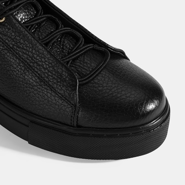  Kadın Siyah Bağcıklı Deri Günlük Ayakkabı